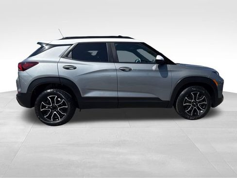 Certified 2023 Chevrolet TrailBlazer ACTIV FWD image 6