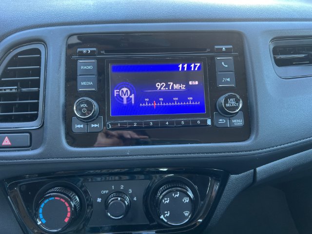 Used 2021 Honda HR-V LX image 21
