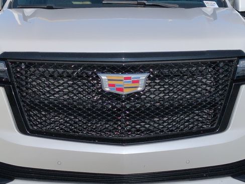 Certified 2023 Cadillac Escalade Sport w/ Touring Package image 10