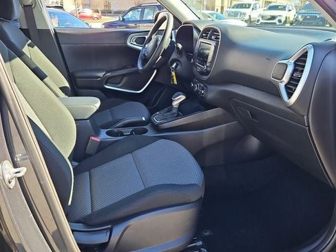 Used 2024 Kia Soul LX w/ Option Group 015 image 14