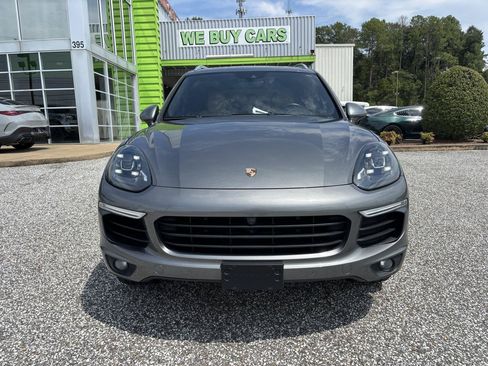 Used 2018 Porsche Cayenne S w/ Premium Package Plus AWD/4WD image 9