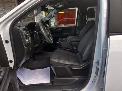 Used 2024 GMC Sierra 2500 Pro AWD/4WD image 13