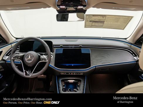 New 2026 Mercedes-Benz E 350 4MATIC Sedan image 11