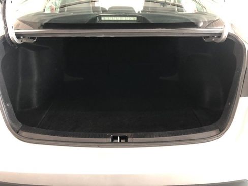 Used 2024 Toyota Corolla LE image 7