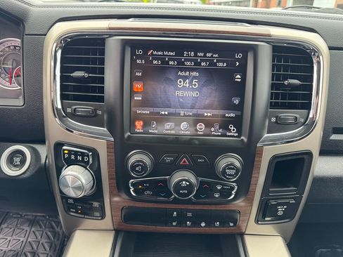 Used 2014 RAM 1500 Laramie w/ Convenience Group AWD/4WD image 20