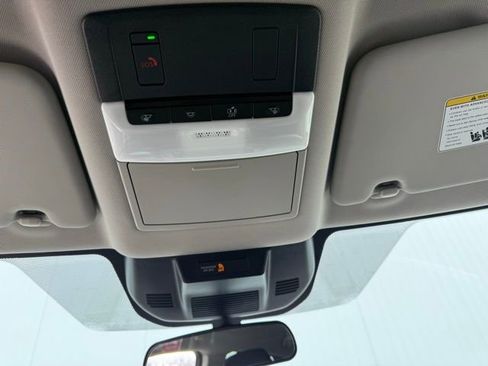 Certified 2022 Nissan Rogue SV image 19