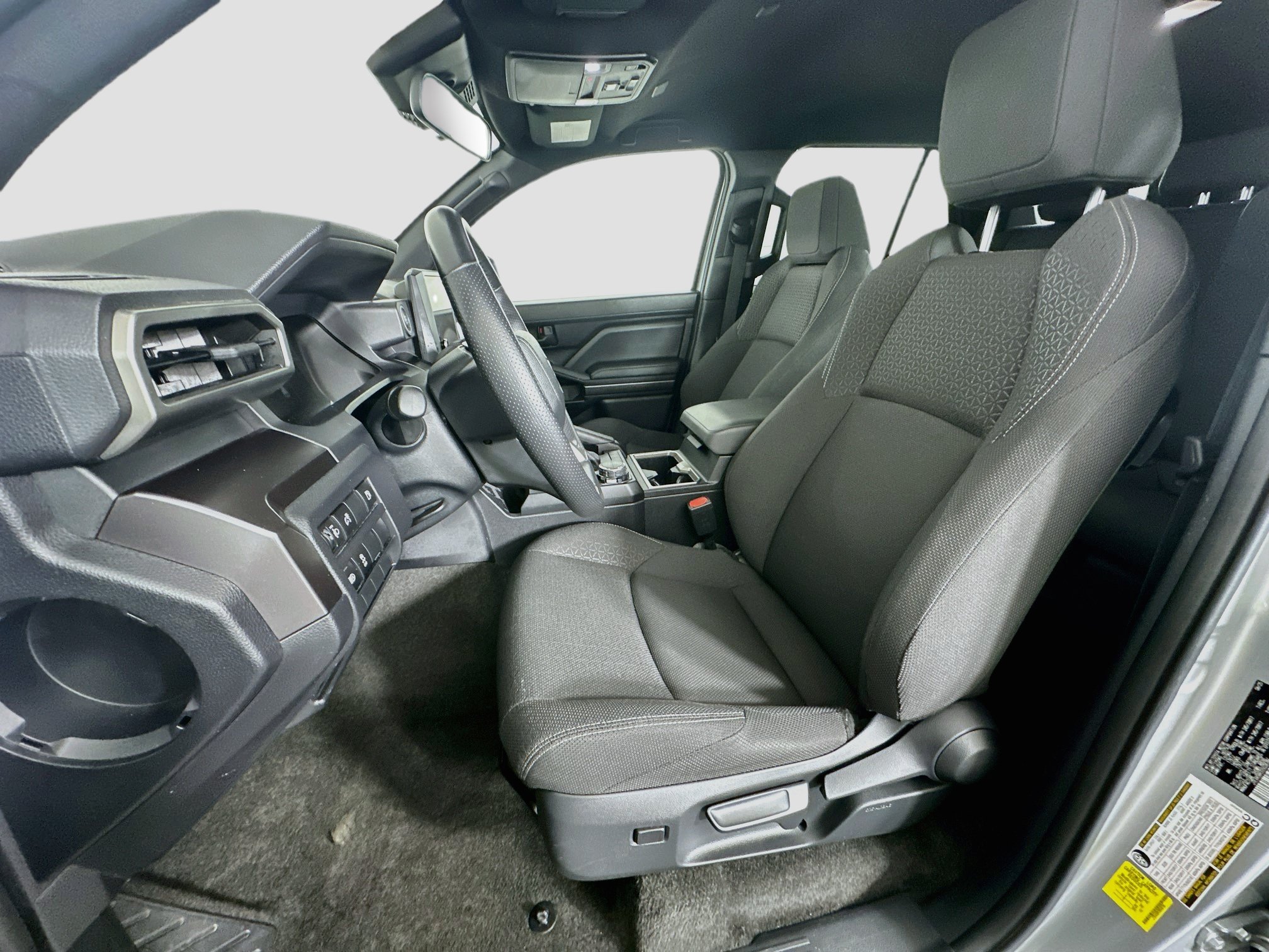 Used 2025 Toyota 4Runner SR5 AWD/4WD image 13