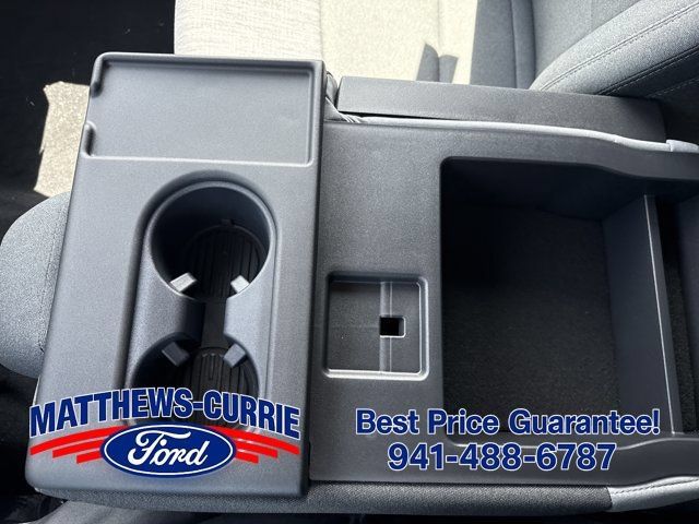 New 2026 Ford F250 XLT w/ FX4 Off-Road Package AWD/4WD image 22