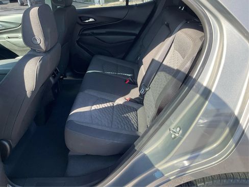 Used 2018 Chevrolet Equinox LT FWD image 10