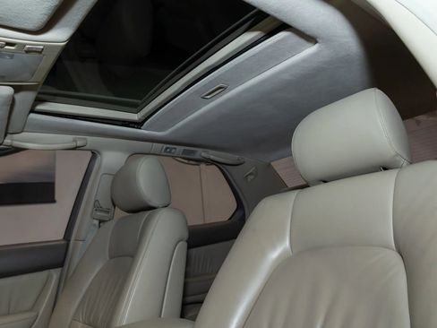 Used 1998 Lexus LS 400 image 22