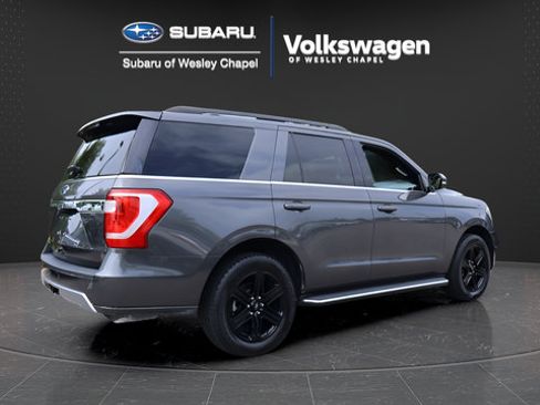 Used 2020 Ford Expedition XLT w/ Equipment Group 202A RWD image 7
