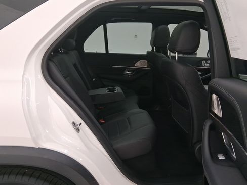 Used 2024 Mercedes-Benz GLE 350 4MATIC image 34