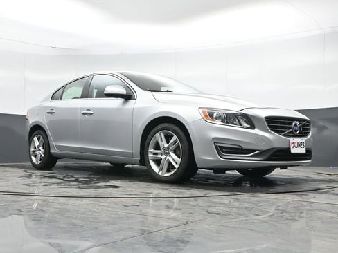 Used 2014 Volvo S60 T5 image 20