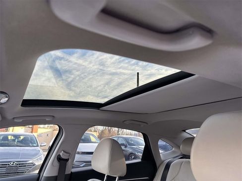 Used 2021 Hyundai Sonata Limited image 15