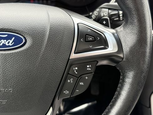 Used 2019 Ford Edge SEL w/ Equipment Group 201A image 28