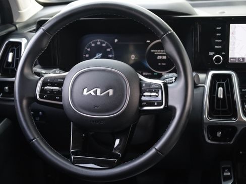 Used 2023 Kia Sorento SX FWD image 7