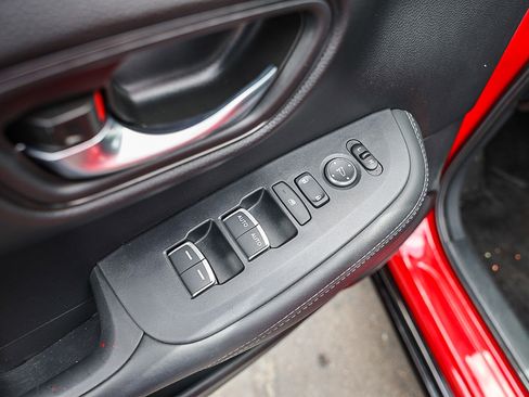 Certified 2025 Honda HR-V EX-L image 10