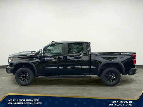 Used 2024 Chevrolet Silverado 1500 ZR2 w/ ZR2 Bison Edition AWD/4WD image 3