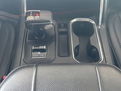 Used 2024 GMC Sierra 1500 Denali w/ Denali Reserve Package AWD/4WD image 5