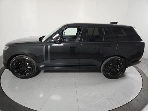 New 2026 Land Rover Range Rover SE image 33