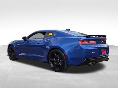 Used 2017 Chevrolet Camaro SS RWD image 7