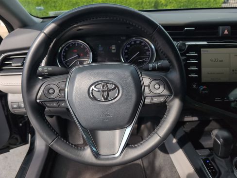 Certified 2020 Toyota Camry XLE FWD image 18
