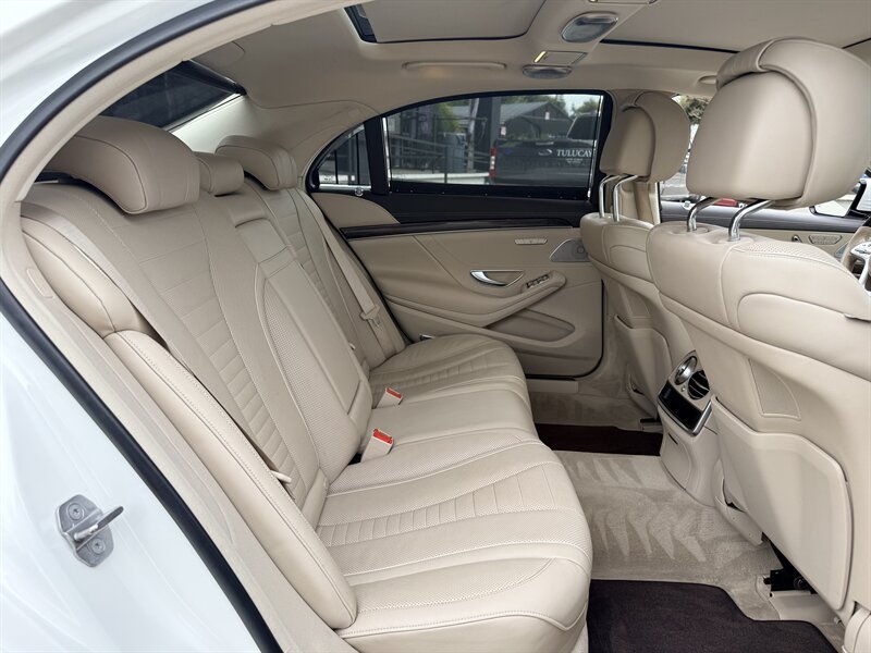 Used 2018 Mercedes-Benz S 560 Sedan image 28
