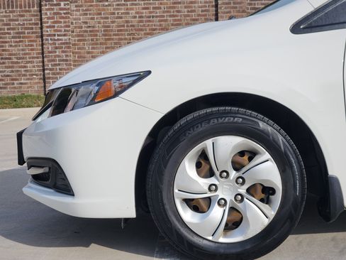 Used 2014 Honda Civic LX image 10