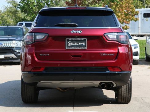 Used 2022 Jeep Compass Limited w/ Elite Group AWD/4WD image 7