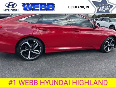 Used 2018 Honda Accord Sport image 14