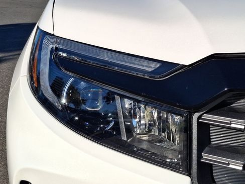 Used 2023 Honda Passport TrailSport image 9