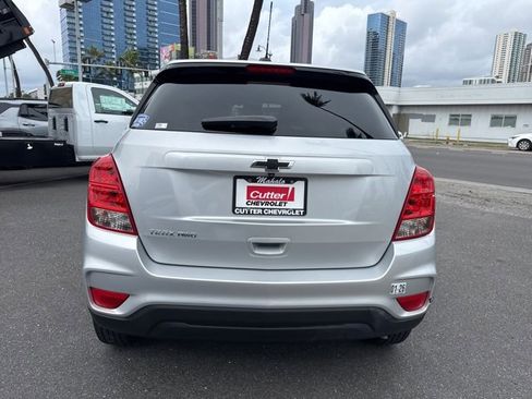 Used 2021 Chevrolet Trax LS w/ Tint and Cruise Package image 7