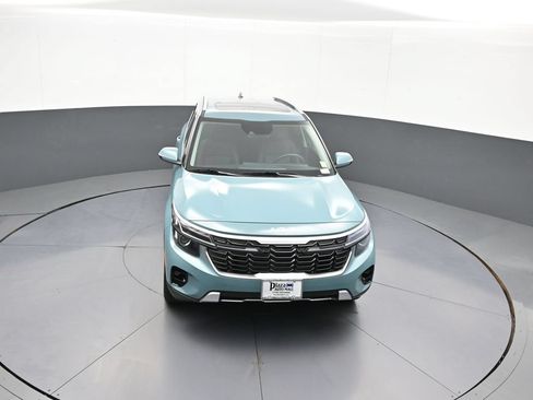 Used 2025 Kia Seltos EX w/ EX Sunroof Package AWD/4WD image 36