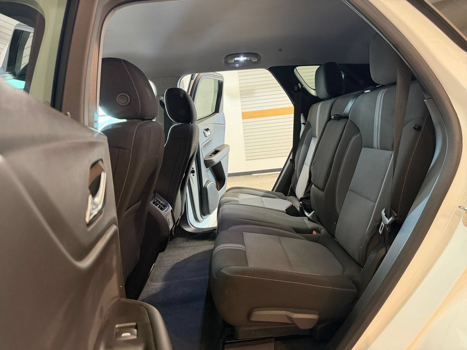 Used 2025 Chevrolet Blazer LT FWD image 25