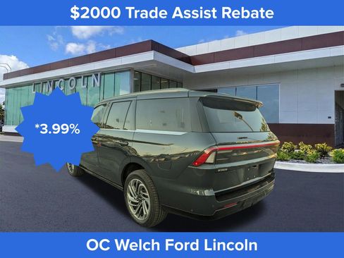 Certified 2025 Lincoln Navigator Reserve image 7