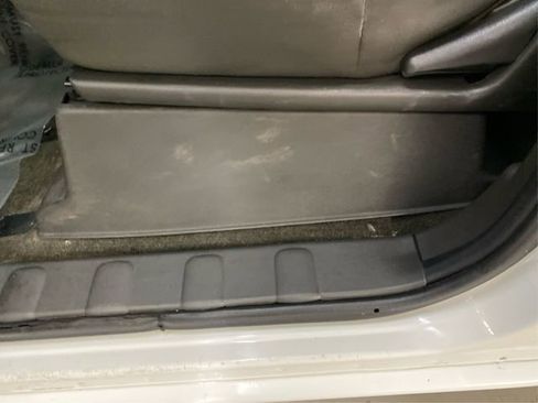 Used 2014 Nissan Xterra X image 23