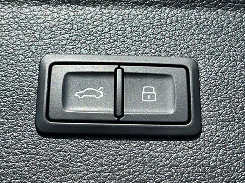 Certified 2023 Audi Q5 2.0T Premium Plus w/ Premium Plus Package image 19