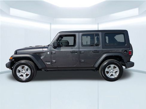 Used 2021 Jeep Wrangler Unlimited Sport S image 2