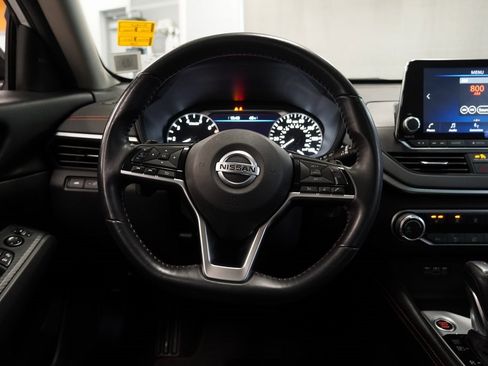 Used 2020 Nissan Altima 2.5 SR w/ Premium Package image 19