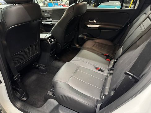 Used 2023 Mercedes-Benz GLB 250 GLB 250 image 15