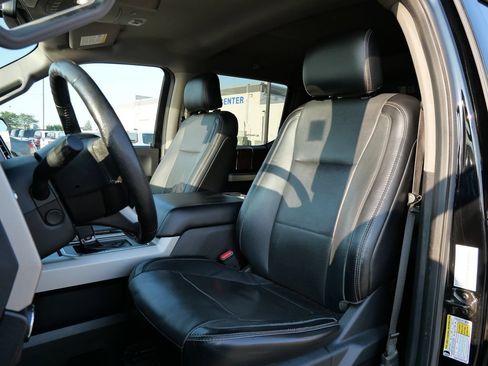 Used 2016 Ford F150 Lariat w/ Equipment Group 502A Luxury AWD/4WD image 8