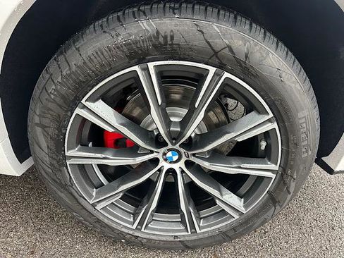 New 2026 BMW X5 xDrive40i w/ M Sport Package image 7