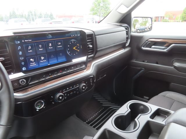 Used 2024 Chevrolet Silverado 1500 LT AWD/4WD image 34