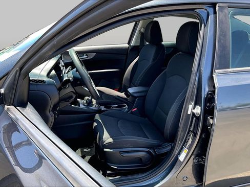 Used 2019 Kia Forte Sedan FWD image 24