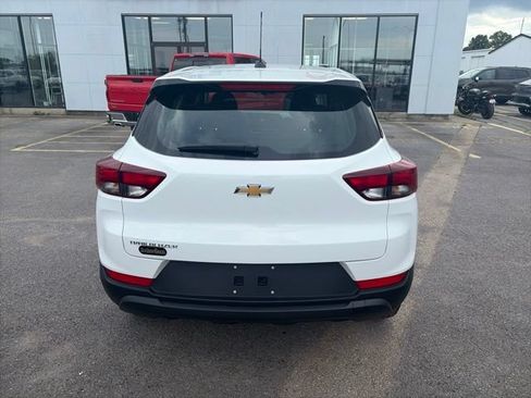 New 2026 Chevrolet TrailBlazer LS FWD image 5