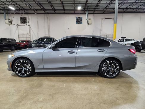 Used 2026 BMW 330i xDrive Sedan w/ Premium Package AWD/4WD image 7