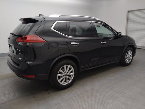Used 2020 Nissan Rogue SV FWD image 10