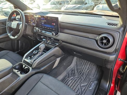 Used 2024 Chevrolet Colorado Trail Boss w/ Technology Package AWD/4WD image 33