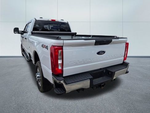 Used 2024 Ford F350 XLT AWD/4WD image 3