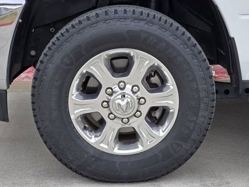 Used 2023 RAM 2500 Big Horn w/ Level 1 Equipment Group image 12